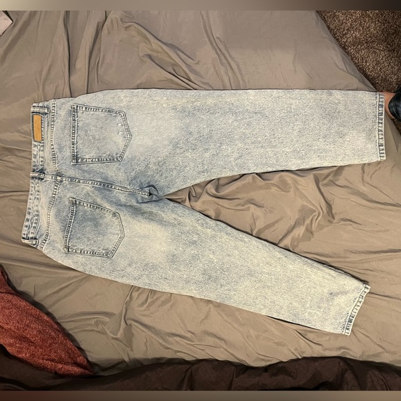 Cotton on mom jeans - Picture 2 of 3